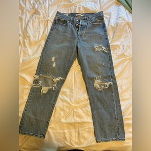 Women’s levis wedgie straight size 26